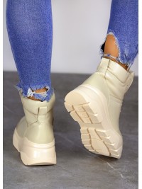 Жіночі шкіряні спортивні черевики (хутро) бежевого кольору 35110