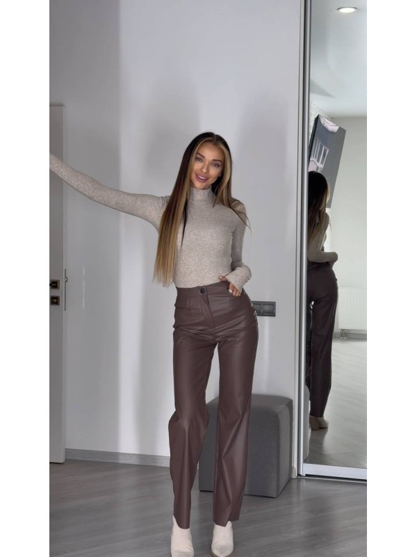 Теплий боді зі стойкою на горлі бежевого кольору 35117