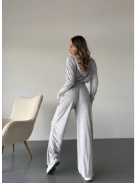Жіночий велюровий костюм сiрого кольору 35137