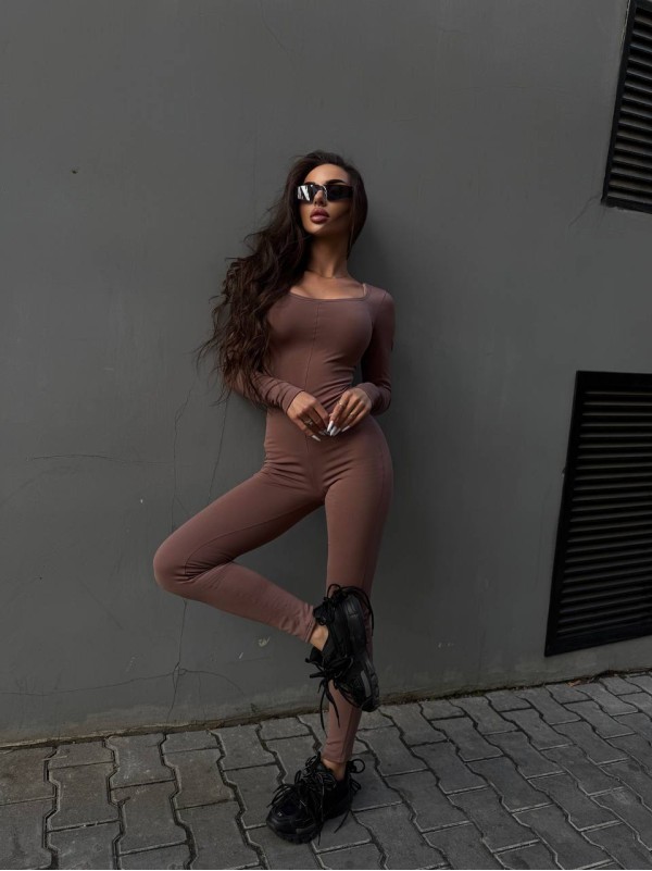 Жiночий теплий комбінезон кавового кольору 35154