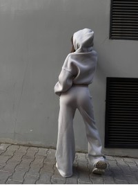 Жіночий теплий костюм з капюшоном графiтового кольору 35157