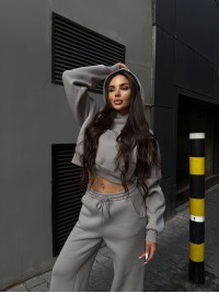 Жіночий теплий костюм з капюшоном графiтового кольору 35157