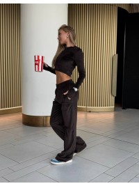 Жіночий велюровий костюм коричневого кольору 35169