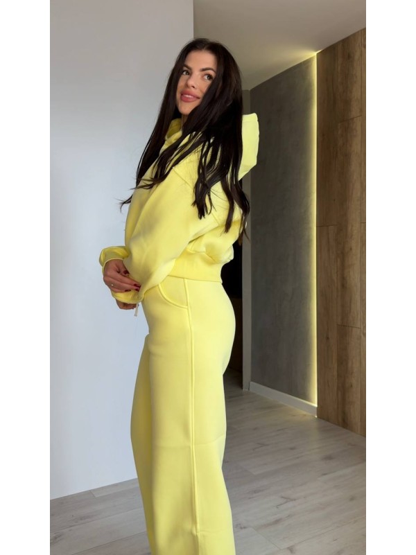 Жіночий теплий костюм з капюшоном жовтого кольору 35171