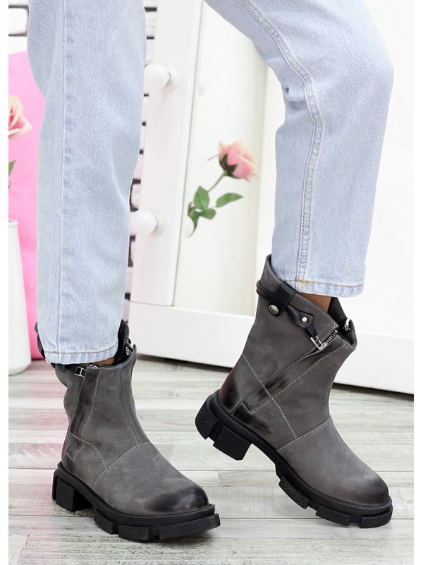 Жіночі шкіряні черевики (байка) сірого кольору 35181