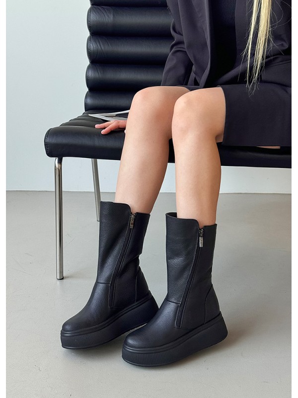 Жіночі шкіряні черевики на платформі (Хутро) чорного кольору 35183