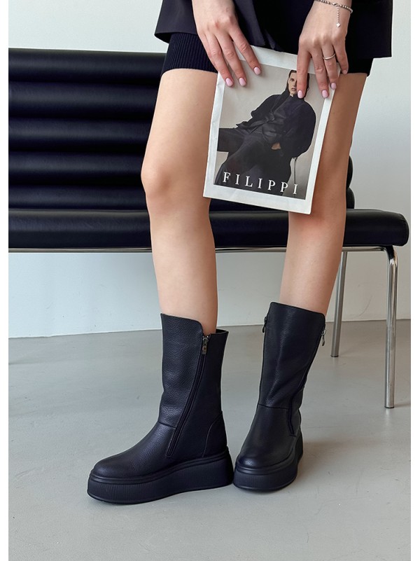 Жіночі шкіряні черевики на платформі (Байка) чорного кольору 35184