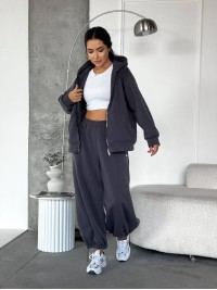 Жіночий теплий костюм на змiйцi графiтового кольору 35194