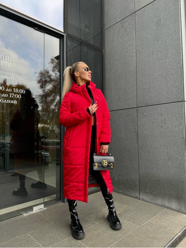 Жіноче зимове пальто-пуховик червоного кольору 35215