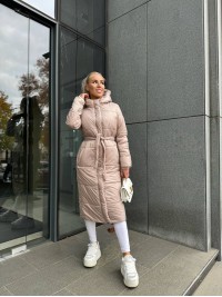 Жіноче зимове пальто-пуховик бежевого кольору 35218