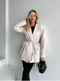 Жіночий пiджак з плечиками бежевого кольору 35223