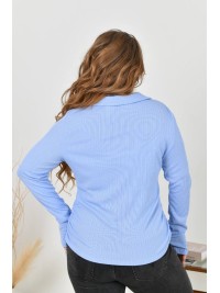 Жіночий лонгслів з комiрцем блакитного кольору 35231