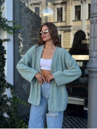 Жіночий кардиган iз альпаки з поясом м'ятного кольору 35234