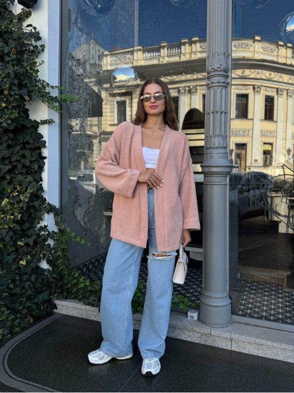 Жіночий кардиган iз альпаки з поясом пудрового кольору 35235