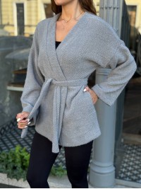 Жіночий кардиган iз альпаки з поясом сiрого кольору 35238