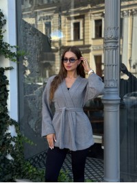 Жіночий кардиган iз альпаки з поясом сiрого кольору 35238