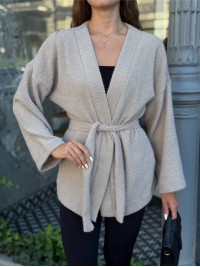 Жіночий кардиган iз альпаки з поясом бежевого кольору 35240