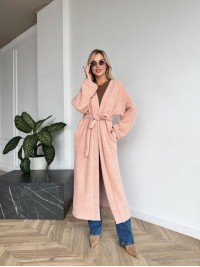 Жіночий довгий кардиган з поясом та кишенями пудрового кольору 35241