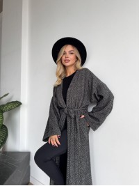 Жіночий довгий кардиган з поясом та кишенями чорно-бiлого кольору 35242