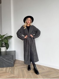 Жіночий довгий кардиган з поясом та кишенями чорно-бiлого кольору 35242