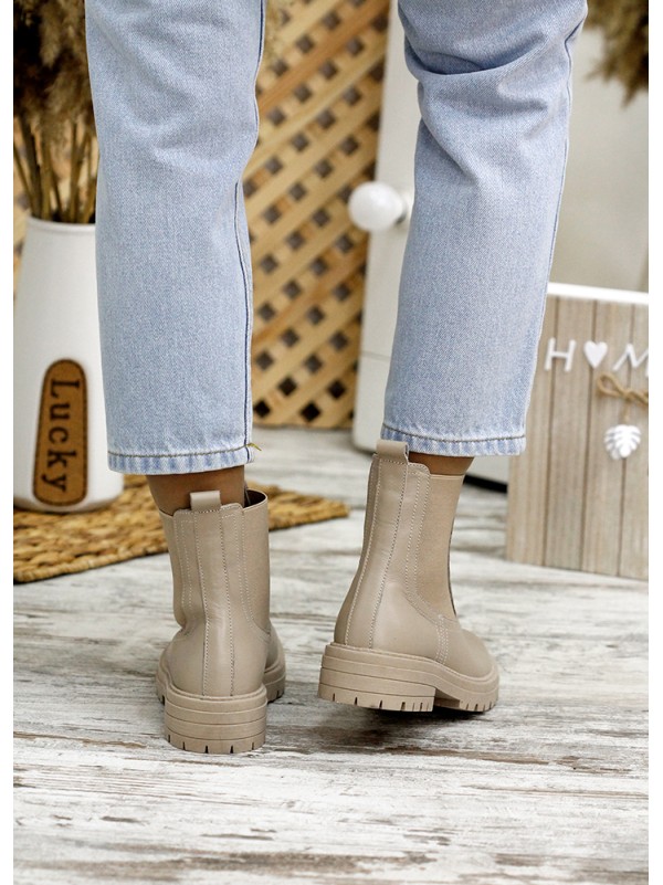 Жіночі шкіряні черевики з резинкою (хутро) бежевого кольору 35255