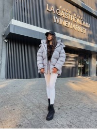 Жіночий зимовий пуховик сiрого кольору 35262