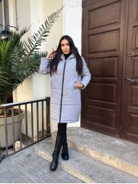 Жіноча базова куртка з капюшоном сiрого кольору 35272