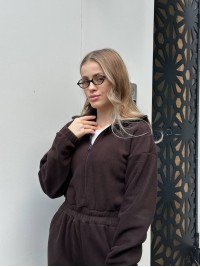 Жiночий флiсовий комбінезон коричневого кольору 35277