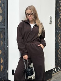 Жiночий флiсовий комбінезон коричневого кольору 35277