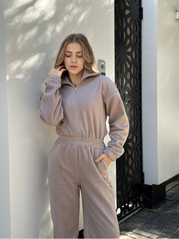 Жiночий флiсовий комбінезон бежевого кольору 35280