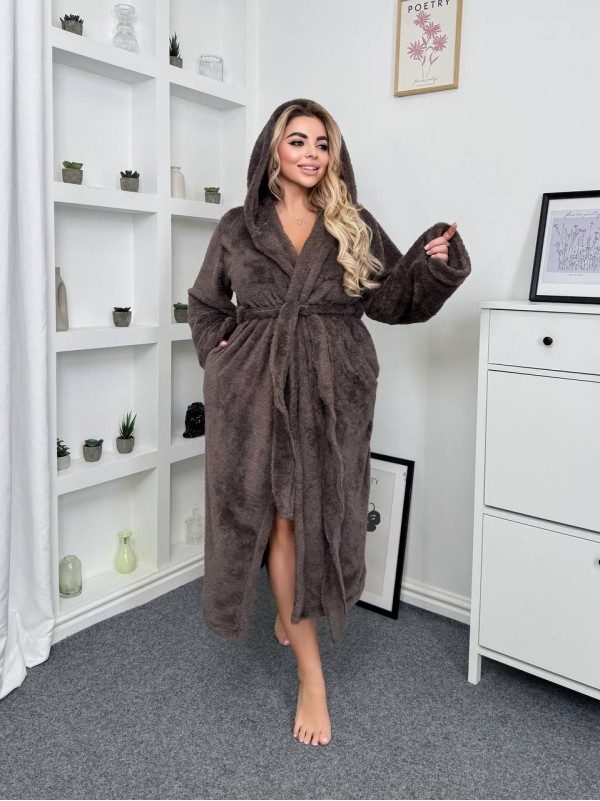 Жіночий махровий халат з капюшоном коричневого кольору 35281