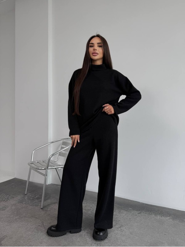 Базовий жiночий костюм з ангори чорного кольору 35283