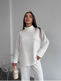 Базовий жiночий костюм з ангори молочного кольору 35287