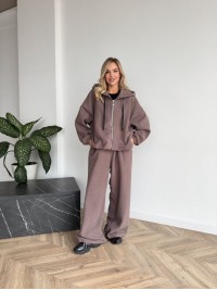 Жіночий теплий костюм вiльного крою кавового кольору 35294