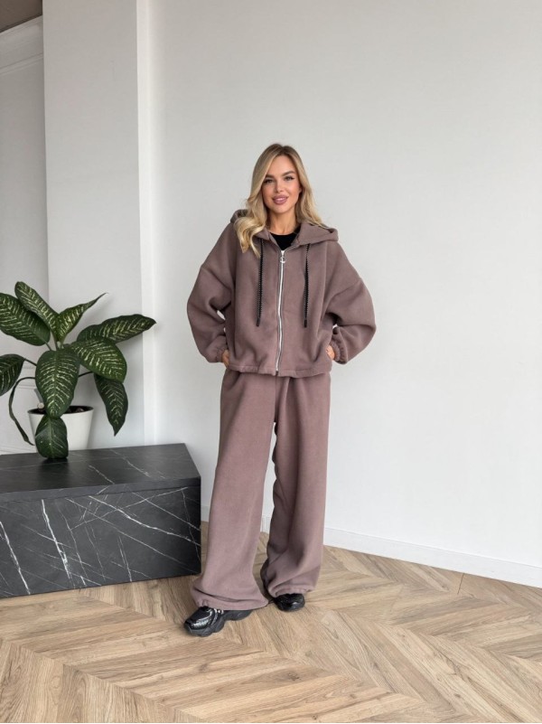 Жіночий теплий костюм вiльного крою кавового кольору 35294