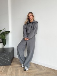 Жіночий теплий костюм вiльного крою сiрого кольору 35295