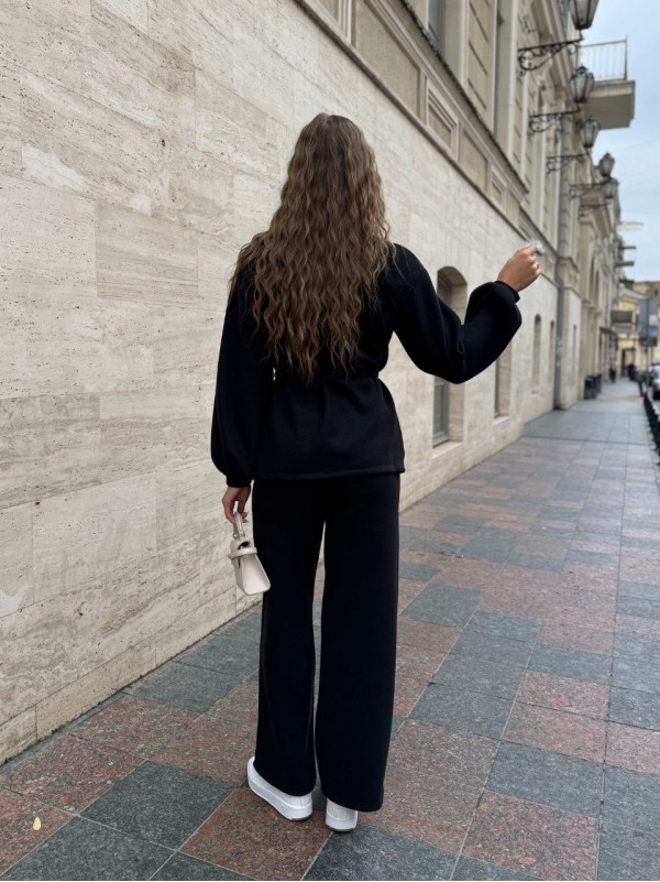 Класичний жiночий костюм з ангори чорного кольору 35302