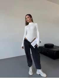 Базовий однотонний боді на флiсi молочного кольору 35313