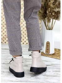 Жіночі шкіряні черевики на шнурівці (хутро) бежевого кольору 35322