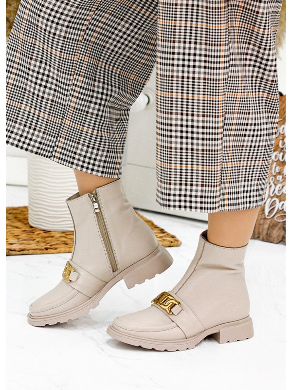 Жіночі шкіряні черевики на змійці (байка) бежевого кольору 35325