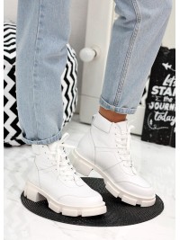 Жіночі шкіряні черевики на шнурівці (хутро) білого кольору 35331