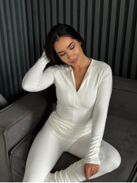 Жіночий термо-костюм молочного кольору 35337