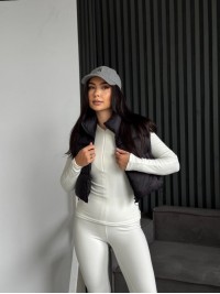 Жіночий термо-костюм молочного кольору 35337