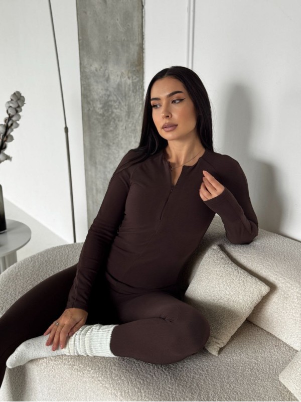 Жіночий термо-костюм коричневого кольору 35339