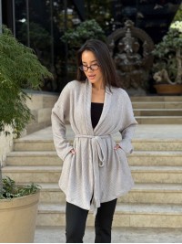 Жіночий в'язаний кардиган сiрого кольору 35345