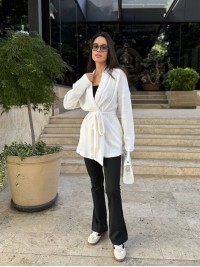 Жіночий в'язаний кардиган молочного кольору 35347