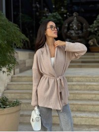 Жіночий в'язаний кардиган бежевого кольору 35350