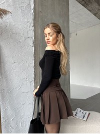 Коротка плiсерована спідниця коричневого кольору 35357