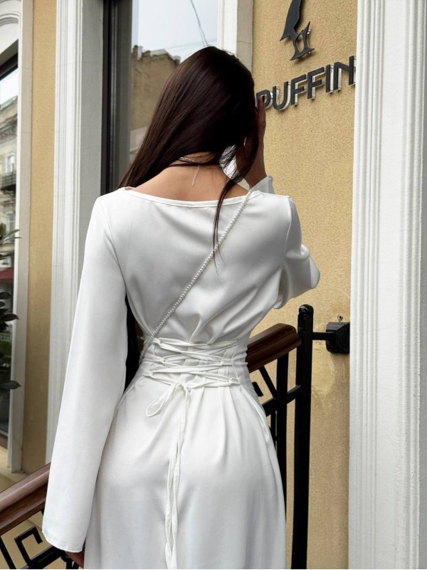 Вечірня шовкова сукня максі молочного кольору 35373