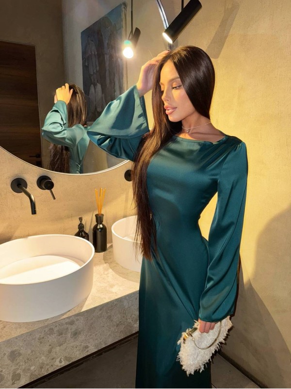 Вечірня шовкова сукня максі зеленого кольору 35375